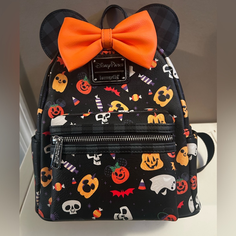 New Disney Parks Loungefly Minnie Mouse Halloween 2021